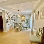 Luxe Castelar 19